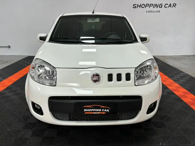 Carro Fiat Uno 2013 Vivace Celeb. 1.0 8V (Flex) 4p