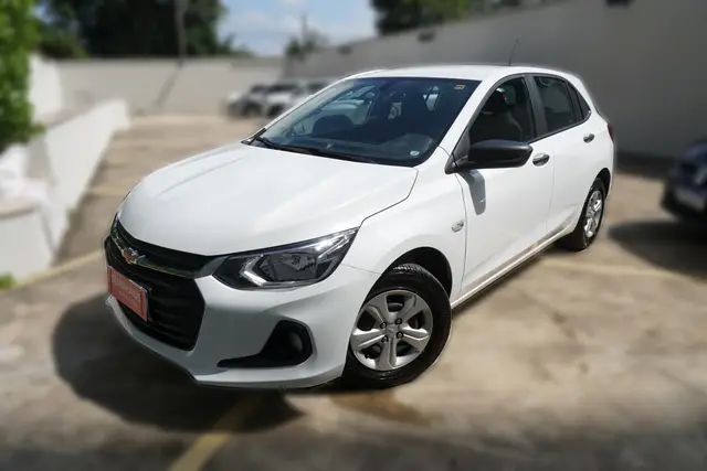 Carro Chevrolet Onix 2024 1.0