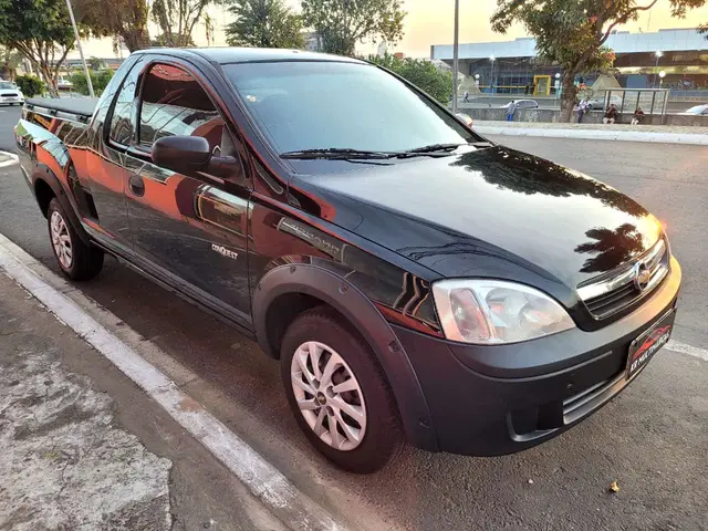 Carro Chevrolet Montana 2010 Arena 1.4 (Flex)