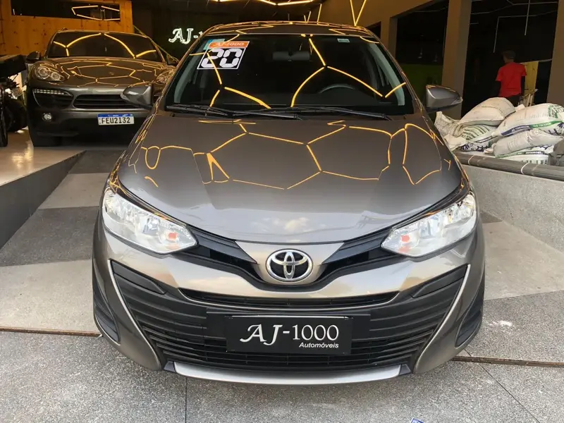 Toyota Yaris Sedan 1.5 XL Live (Flex)