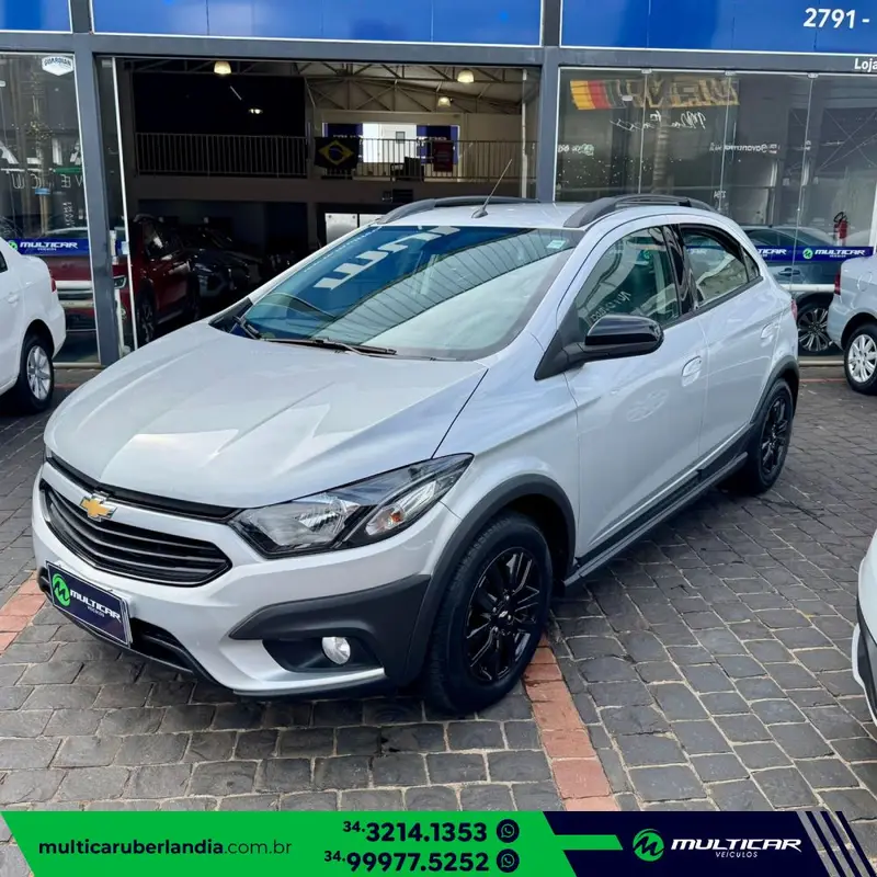 Chevrolet Onix Activ 1.4 (Aut.)