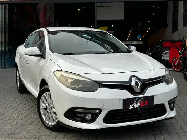 Carro Renault Fluence 2016 2.0 16V Dynamique Plus X-Tronic (Flex)
