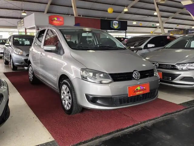 Carro Volkswagen Fox 2012 1.0 8V (Flex) 2p