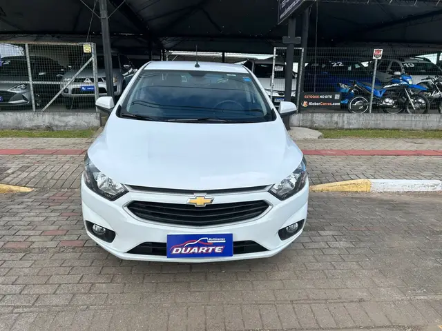 Carro Chevrolet Prisma 2017 1.4 LT SPE/4