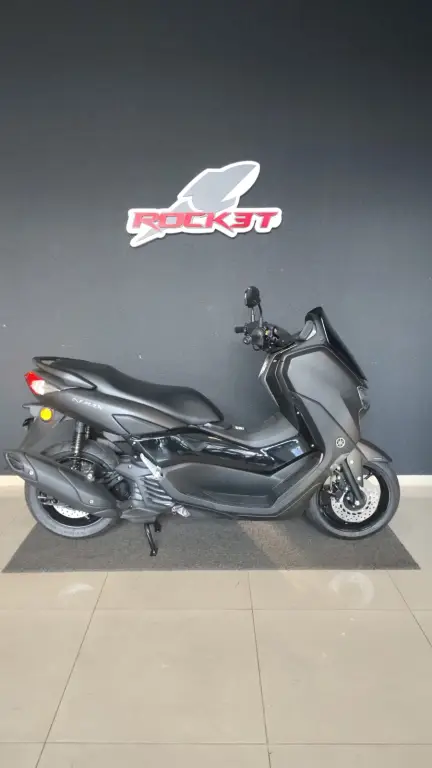 Moto Yamaha NMax 2025 Connected 160 ABS