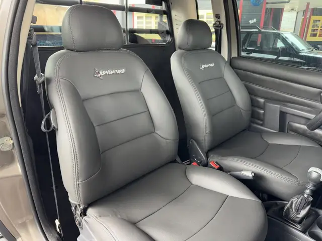 Carro Fiat Strada 2010 Adventure Locker 1.8 8V (Flex) (Cabine Estendida)