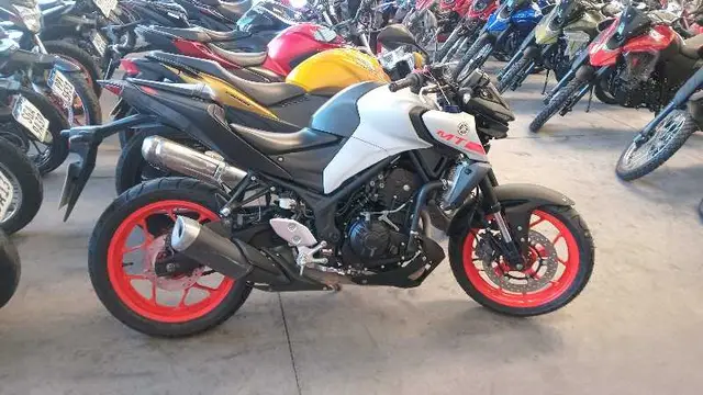 Carro Yamaha MT-03 2021 ABS