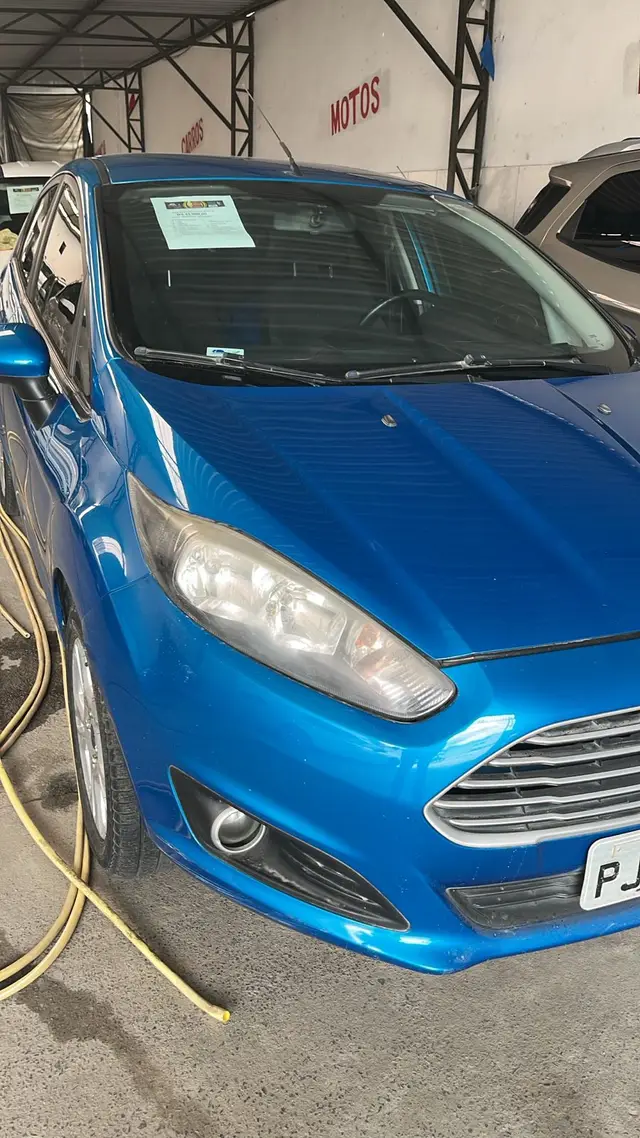 Carro Ford Fiesta Hatch 2016 1.6 (Flex)