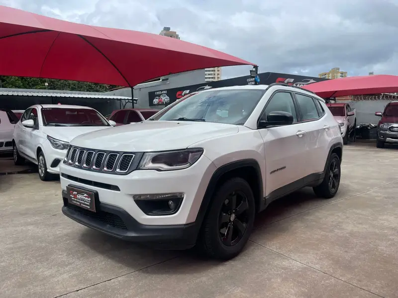 Jeep 2.0 Sport 4x2 (Aut) (Flex)