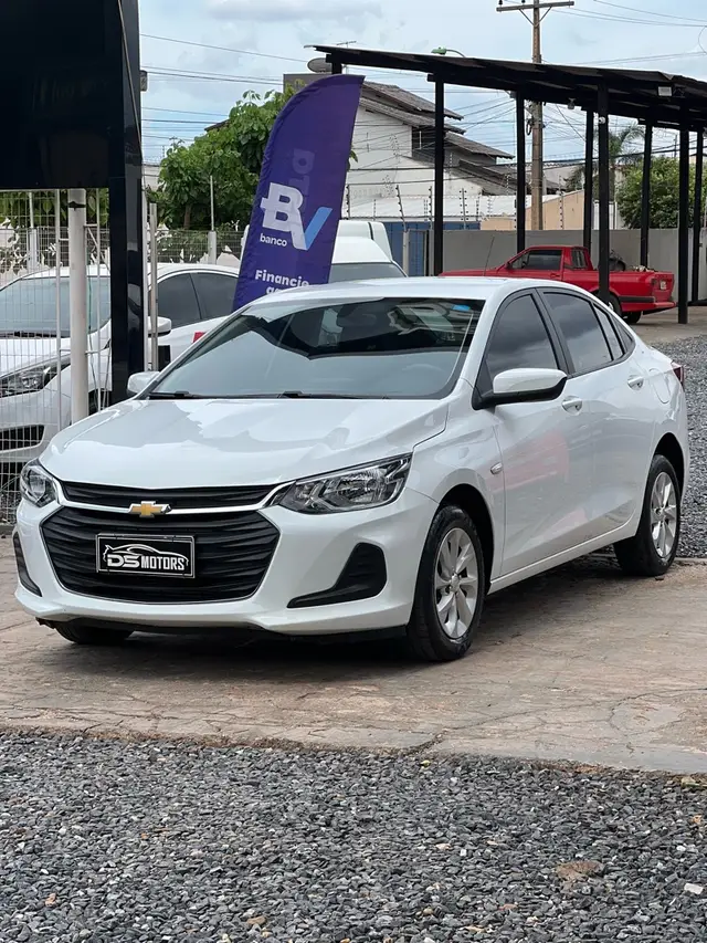 Carro Chevrolet Onix Plus 2023 LT 1.0 Turbo (Aut.)