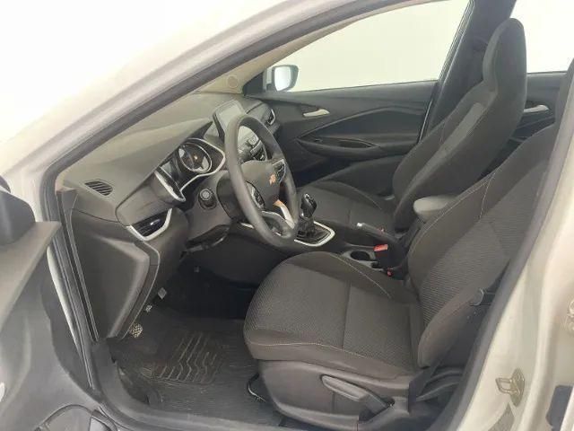 Chevrolet Onix Plus