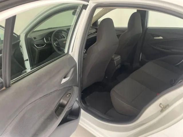 Chevrolet Onix Plus
