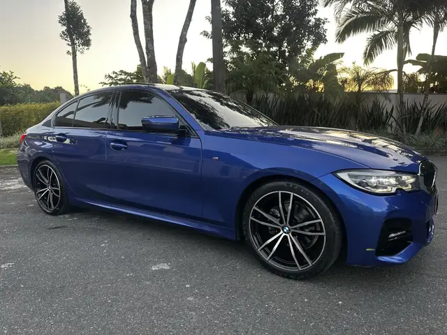 Carro BMW 320i 2021 M Sport 2.0 Turbo