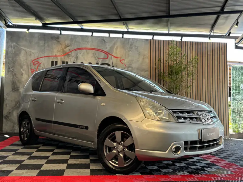 Nissan Livina SL 1.8 16V aut. (flex)