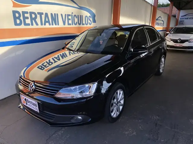 Carro Volkswagen Jetta 2012 2.0 Comfortline Tiptronic (Flex)