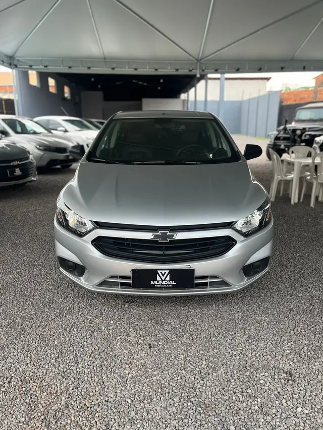 Carro Chevrolet Joy Plus 2021 Plus 1.0 8V Black Edition (Flex)