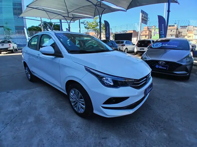 Carro Fiat Cronos 2023 Drive 1.3 (Flex) MT
