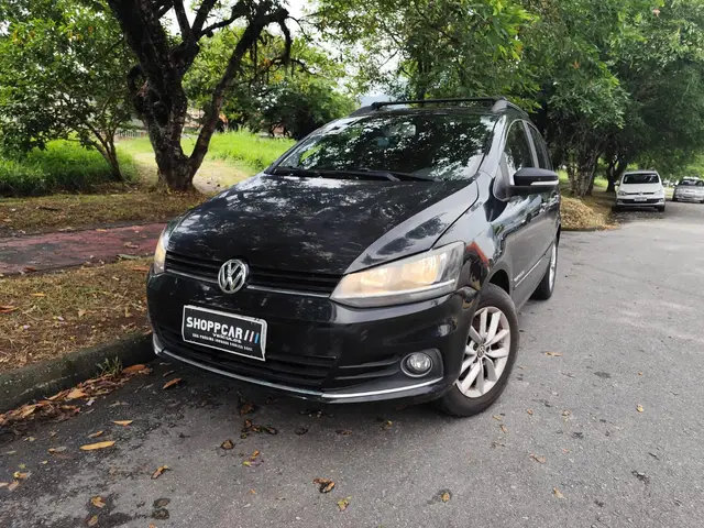 Carro Volkswagen SpaceFox 2015 1.6 VHT Comfortline I-Motion (Flex)