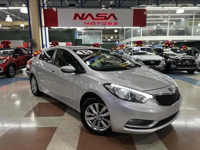 Carro Kia Cerato 2015 SX 1.6 (Aut) (Flex)