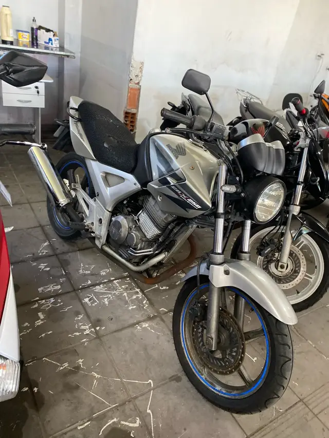 Moto Honda CBX 250 2008 Twister
