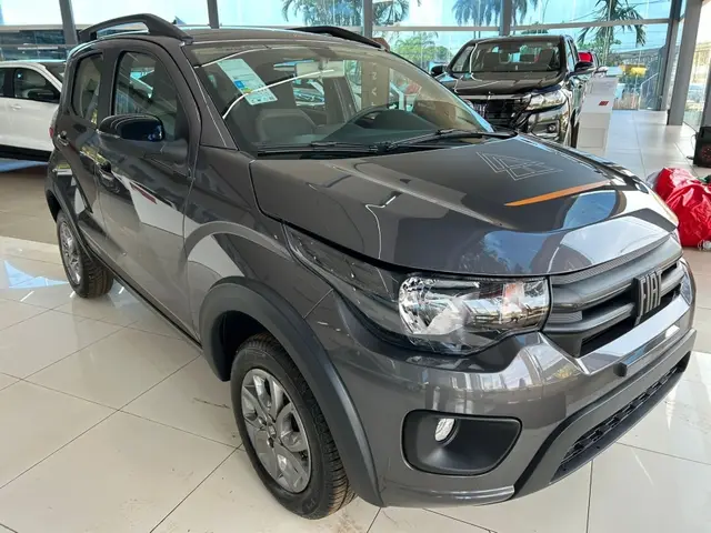 Carro Fiat Mobi 2025 Trekking 1.0