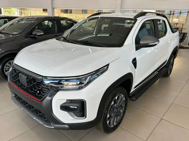 Carro Fiat Strada 2025 Ultra 1.0 Turbo