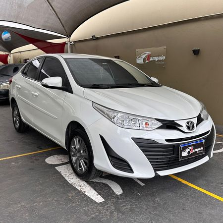 Yaris Sedan 1.5 XL Plus Connect CVT (Flex)
