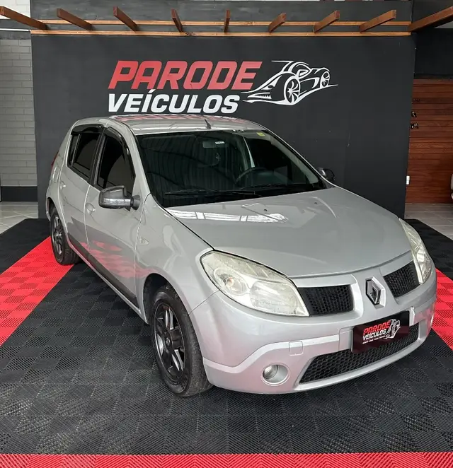 Carro Renault Sandero 2010 Privilège 1.6 8V Hi-Torque (flex)