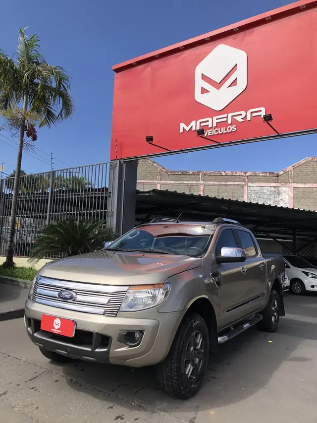 Carro Ford Ranger Cabine Dupla 2014 Ranger 3.2 XLT CD 4x4 (Aut)