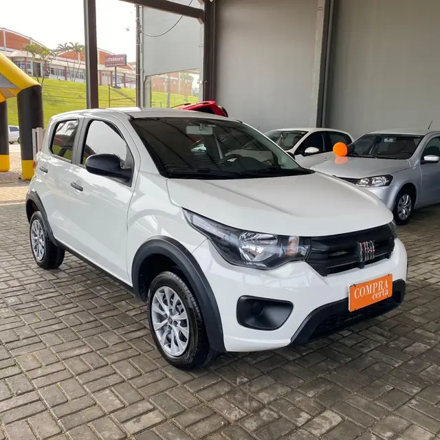 Carro Fiat Mobi 2023 Like 1.0 (Flex)