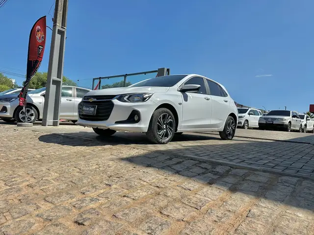 Carro Chevrolet Onix 2024 LT 1.0