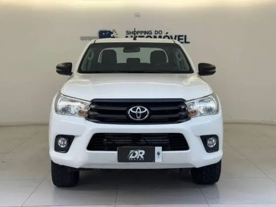 Carro Toyota Hilux Cabine Dupla 2020 Hilux 2.8 TDI CD STD Power Pack 4x4