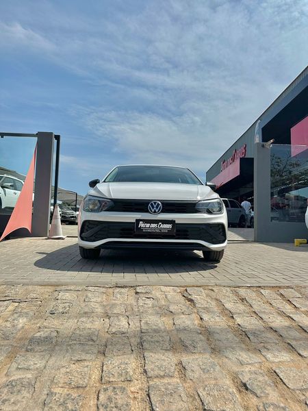 Polo Track 1.0 Flex 12V 5p