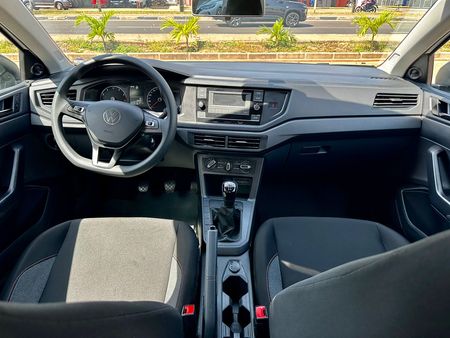Polo Track 1.0 Flex 12V 5p