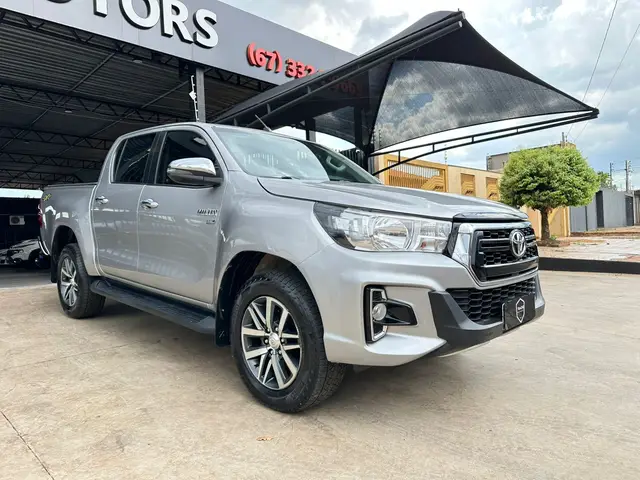 Carro Toyota Hilux Cabine Dupla 2020 Hilux 2.7 SRV CD 4x4 (Flex) (Aut)