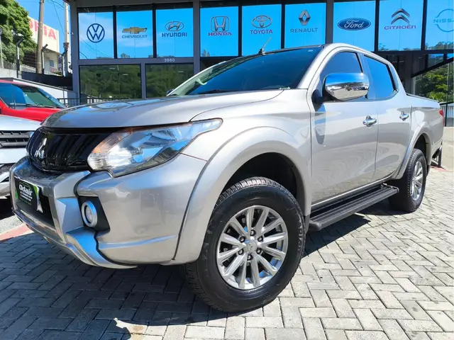 Carro Mitsubishi L200 Triton Sport 2020 Sport 2.4 DID-H HPE 4WD (Aut)
