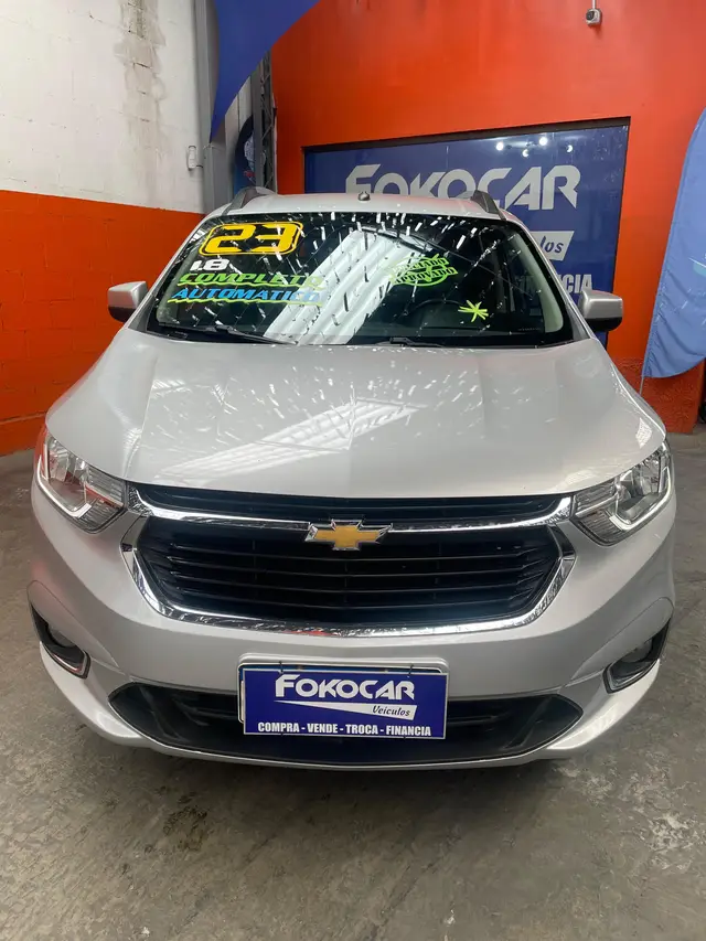 Carro Chevrolet Spin 2023 Premier 1.8 (Aut.)
