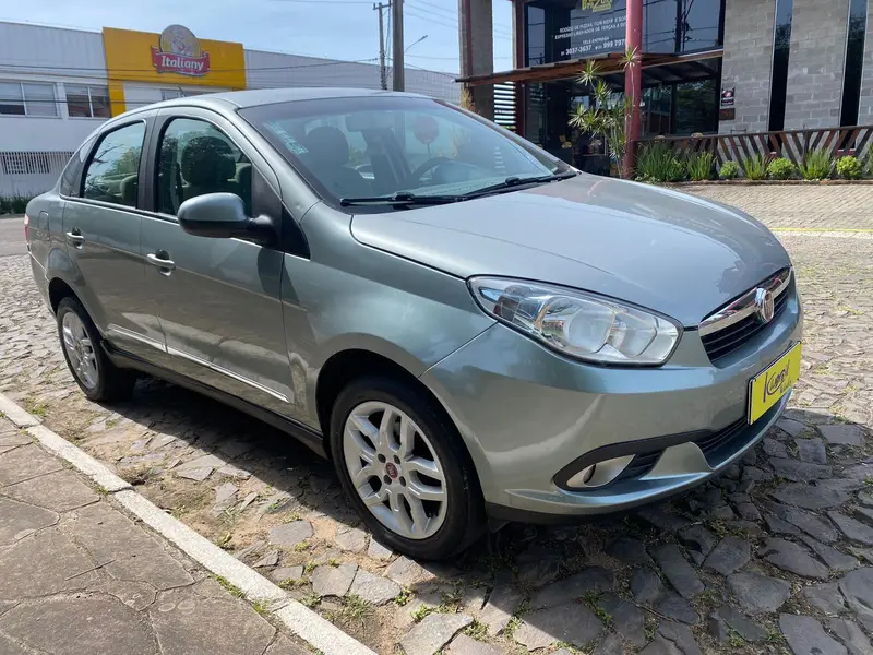 Fiat Grand Siena ESSENCE ITALIA 1.6 Flex 16V