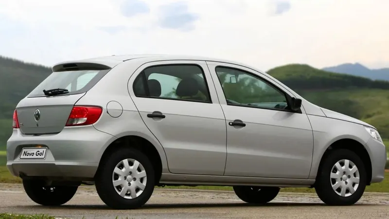 5 carros de até R$ 25 mil que são inimigos dos postos