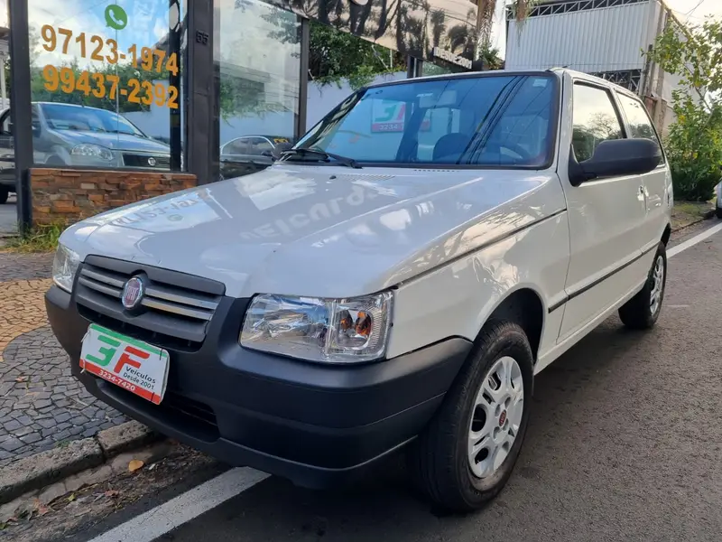 Fiat Uno Economy 1.4 8V (Flex) 2P