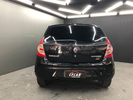 Sandero Privilège 1.6 8V Hi-Torque (flex)