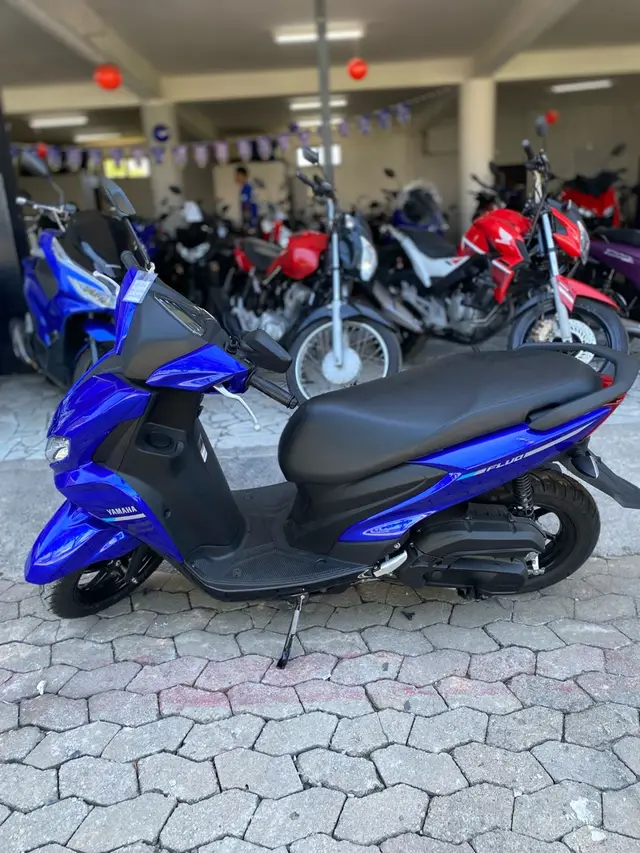 Moto Yamaha Fluo 2025 ABS