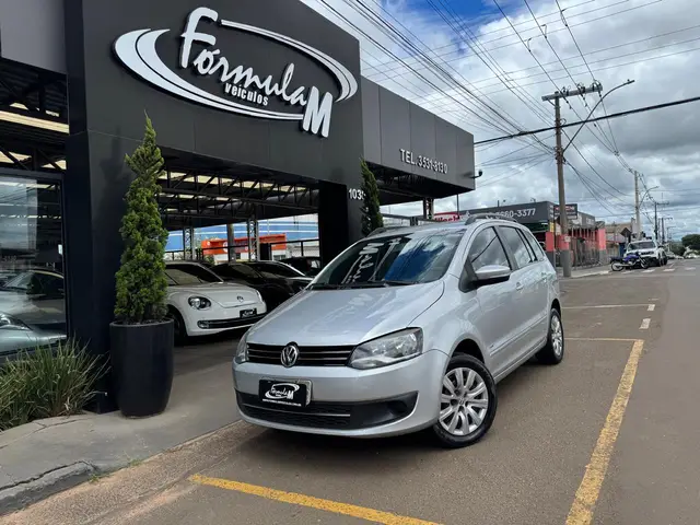 Carro Volkswagen SpaceFox 2013 1.6 8V Trend I-Motion (Flex)
