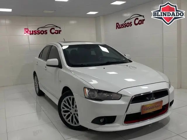 Carro Mitsubishi Lancer 2015 2.0 16V