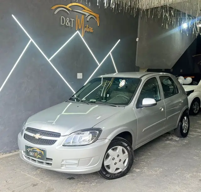 Carro Chevrolet Celta 2013 LT 1.0 (Flex)
