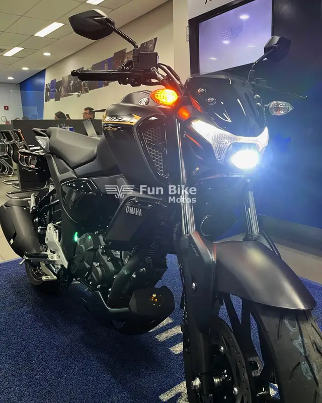 Carro Yamaha Fazer FZ15 2025 ABS Connected