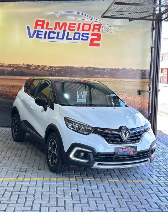 Carro Renault Captur 2022 Iconic 1.3 Turbo CVT