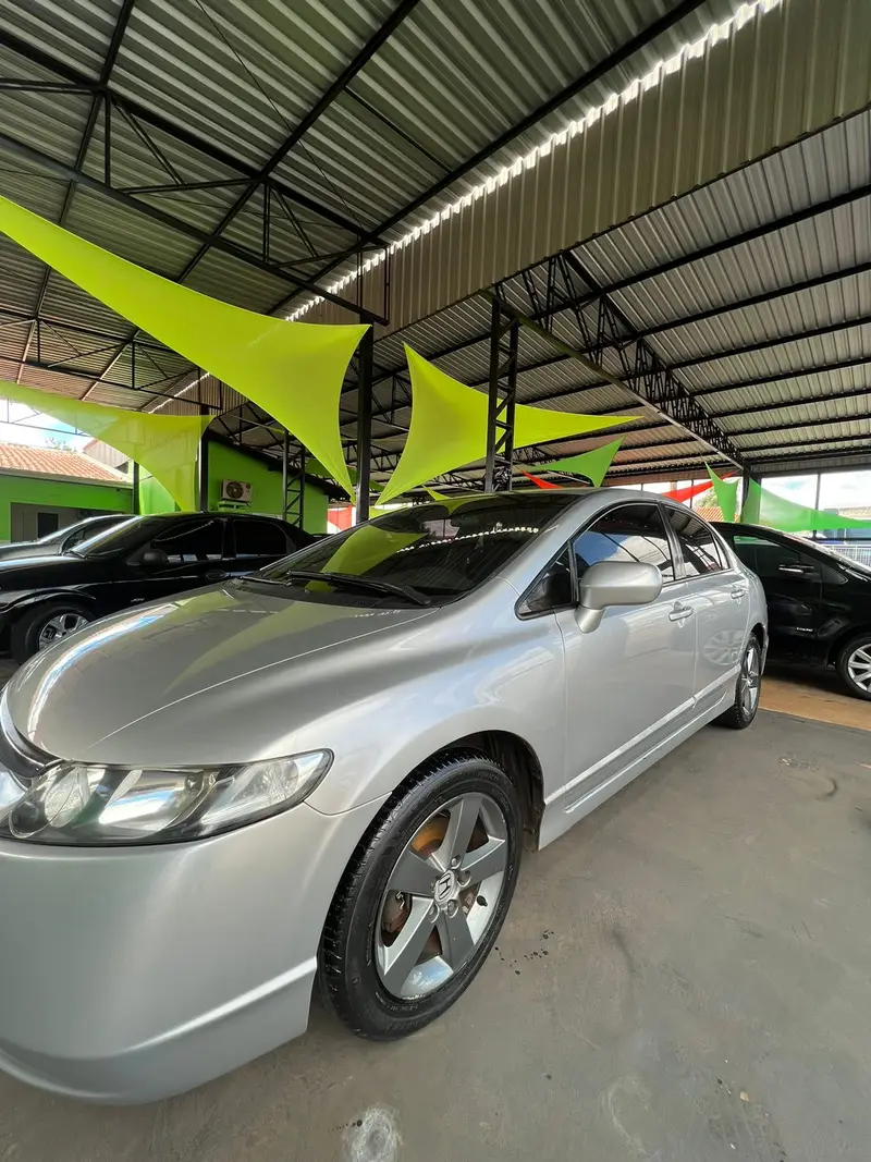 Honda Civic New  LXS 1.8 16V (Flex)