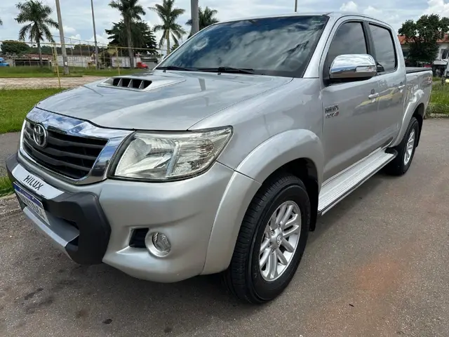 Carro Toyota Hilux Cabine Dupla 2012 Hilux 3.0 TDI 4x4 CD SRV (Aut)