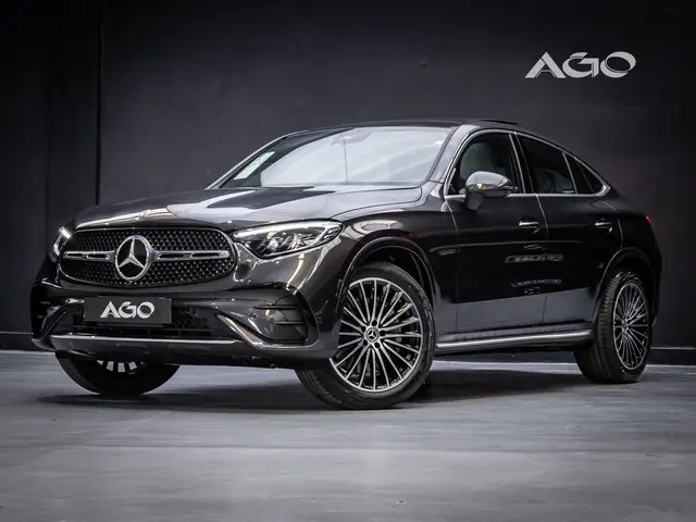 Carro Mercedes-Benz GLC 300  2025 AMG Line Coupe 4M 2.0 TB Aut.